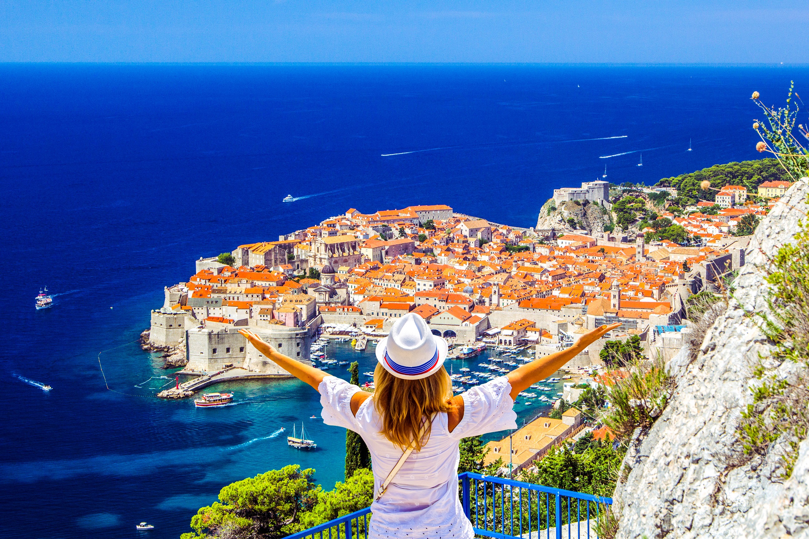 CROATIA, MEDJUGORJE, SLOVENIA & ITALY - Sun Holiday Tours